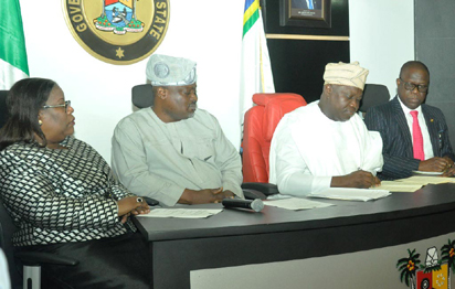 Ambode Signs Anti-Land Grabbing Bill Into Law